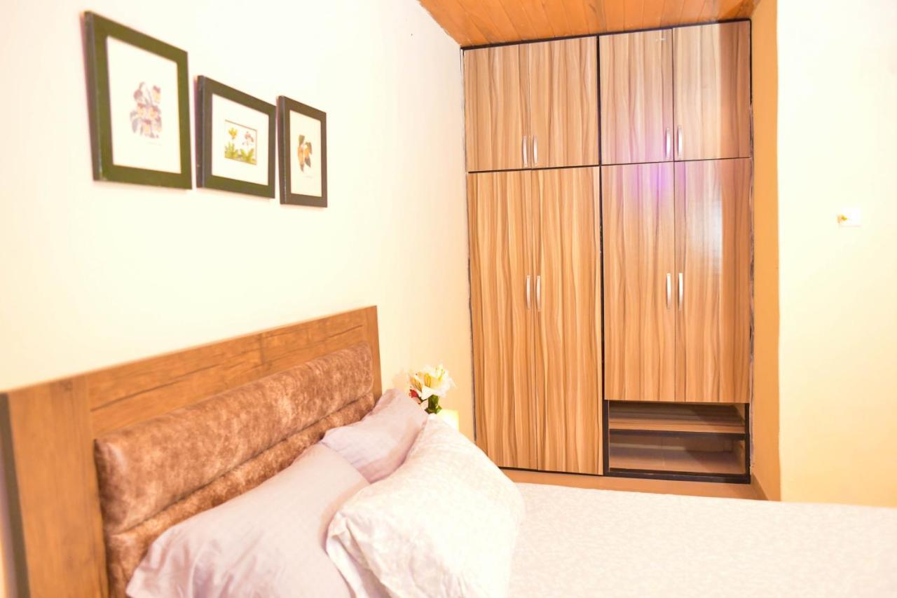 בנין סיטי Living Green Apartments Airport Pick Up מראה חיצוני תמונה