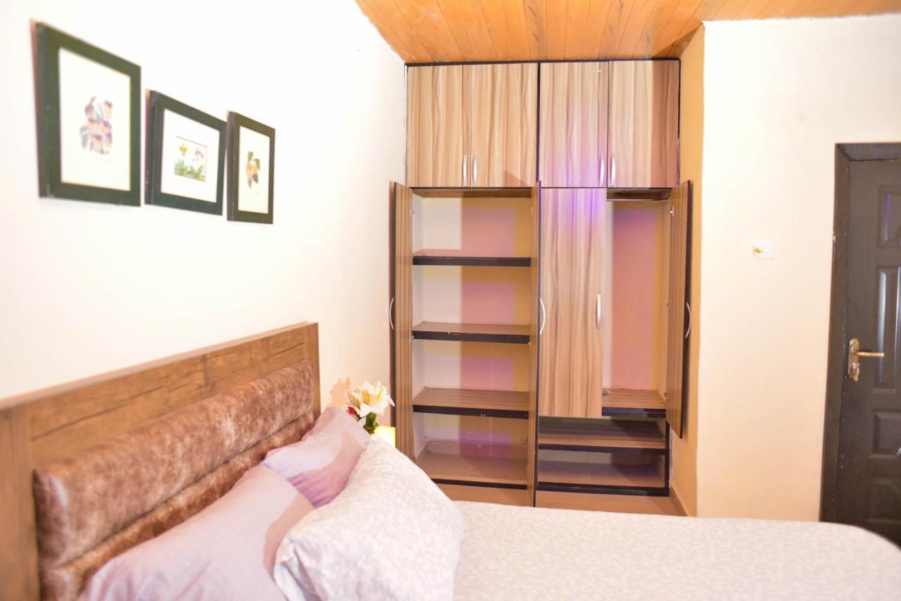בנין סיטי Living Green Apartments Airport Pick Up מראה חיצוני תמונה