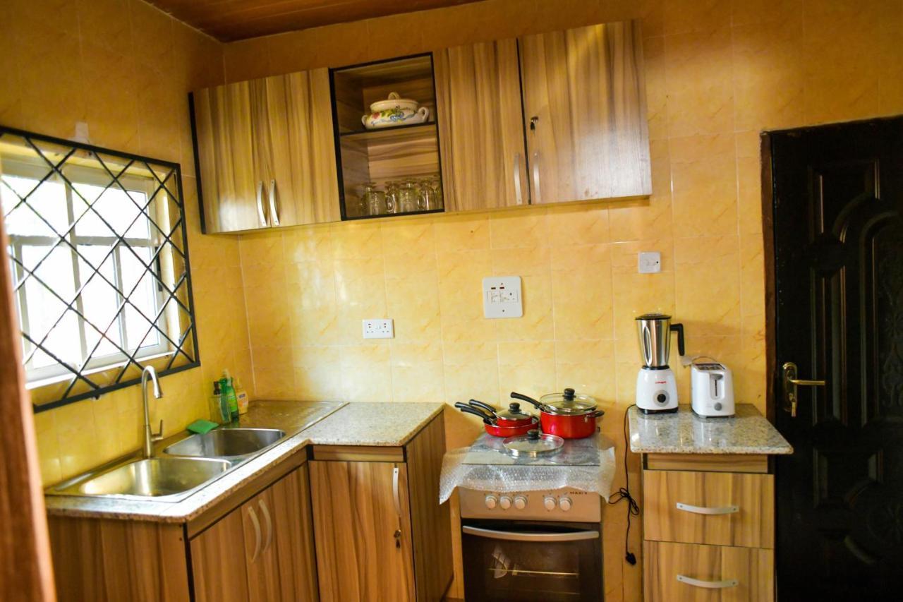 בנין סיטי Living Green Apartments Airport Pick Up מראה חיצוני תמונה